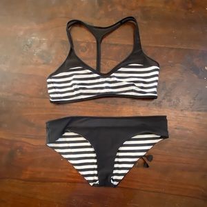 Lululemon Salty Swim Reversible Bikini, size 10